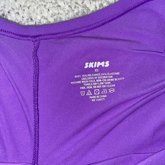 Skims Fits Everybody Slip Dress Ultra Violet - Picture 5 of 5